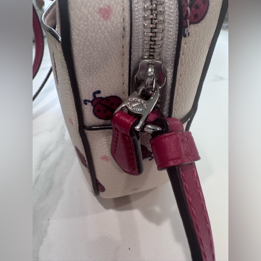Coach Ladybug 🐞 Crossbody Camera Bag - Picture 6 of 8